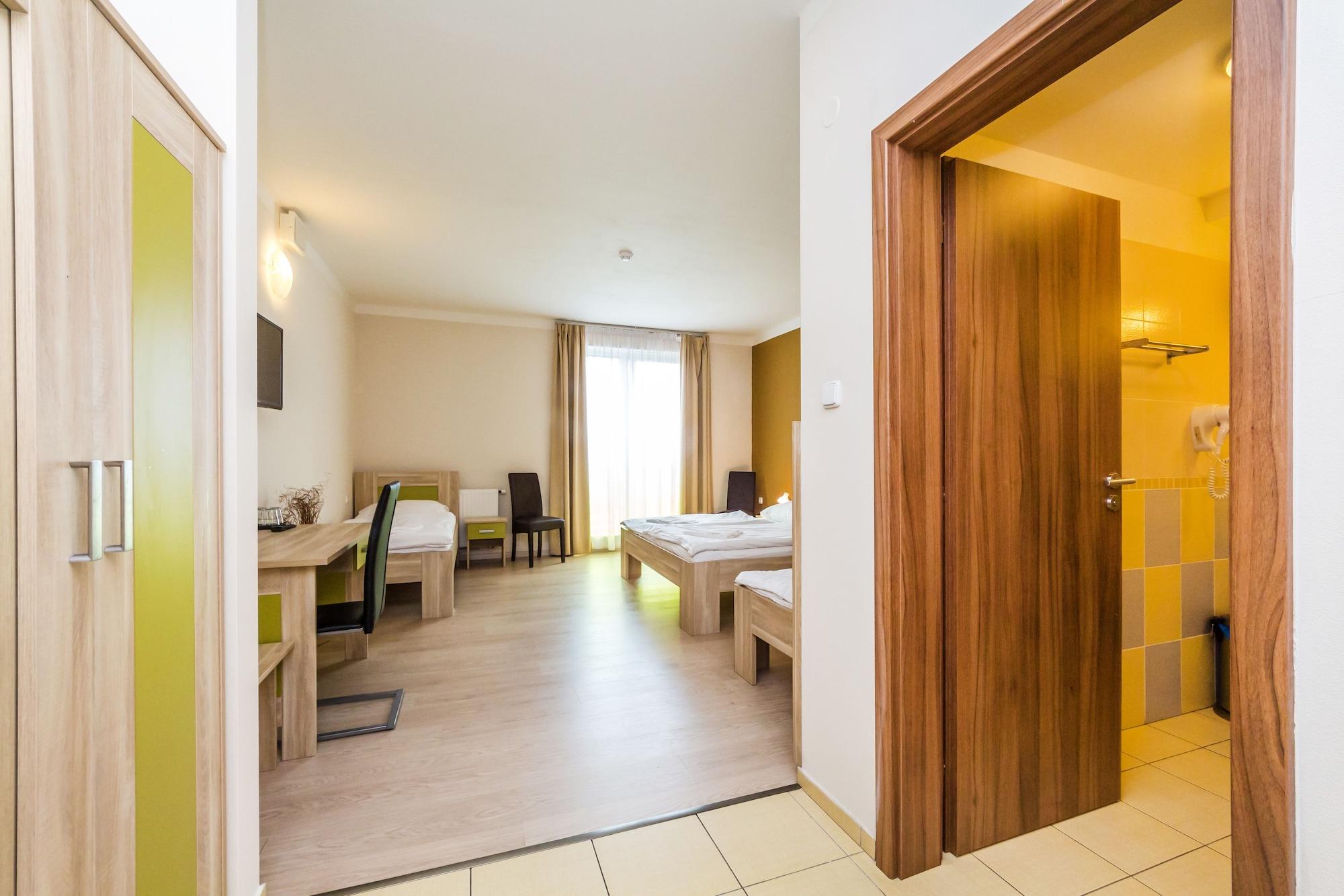 Hotel Nad Kralovnou & Restaurant Prag