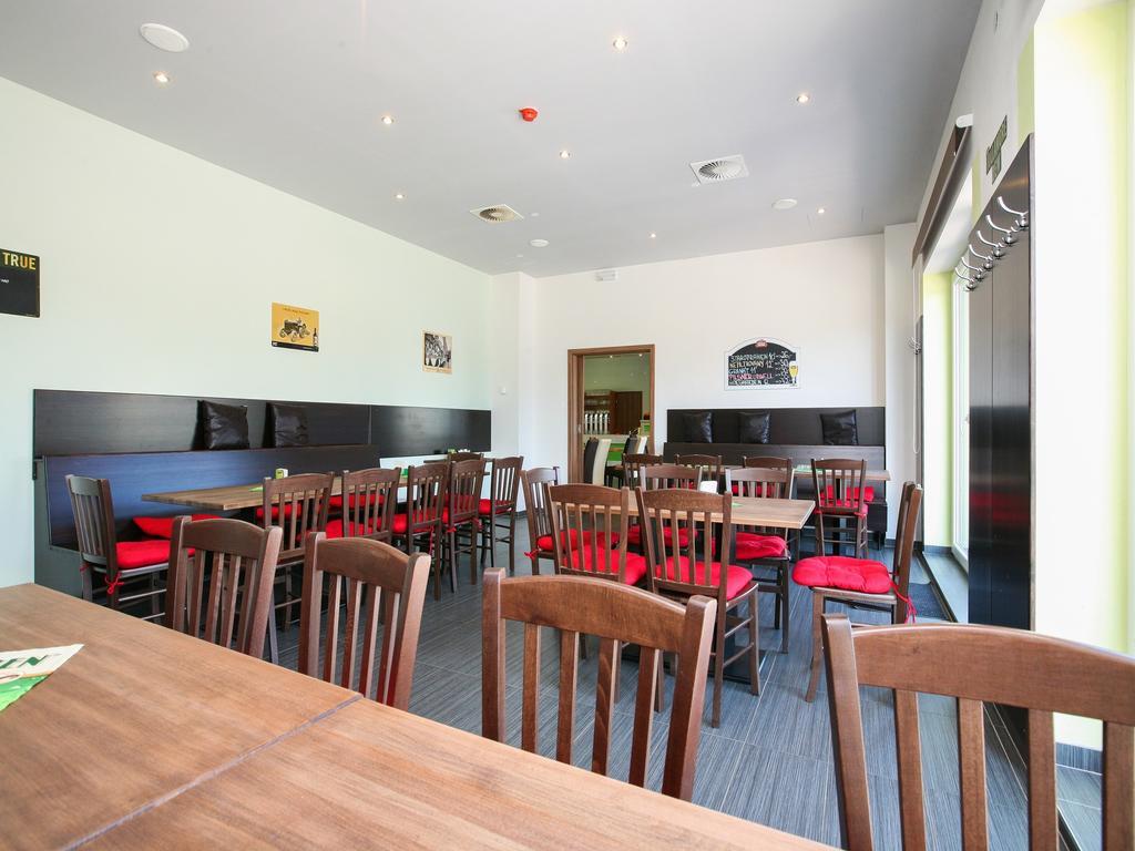 Nad Kralovnou & Restaurant Hotel Prag