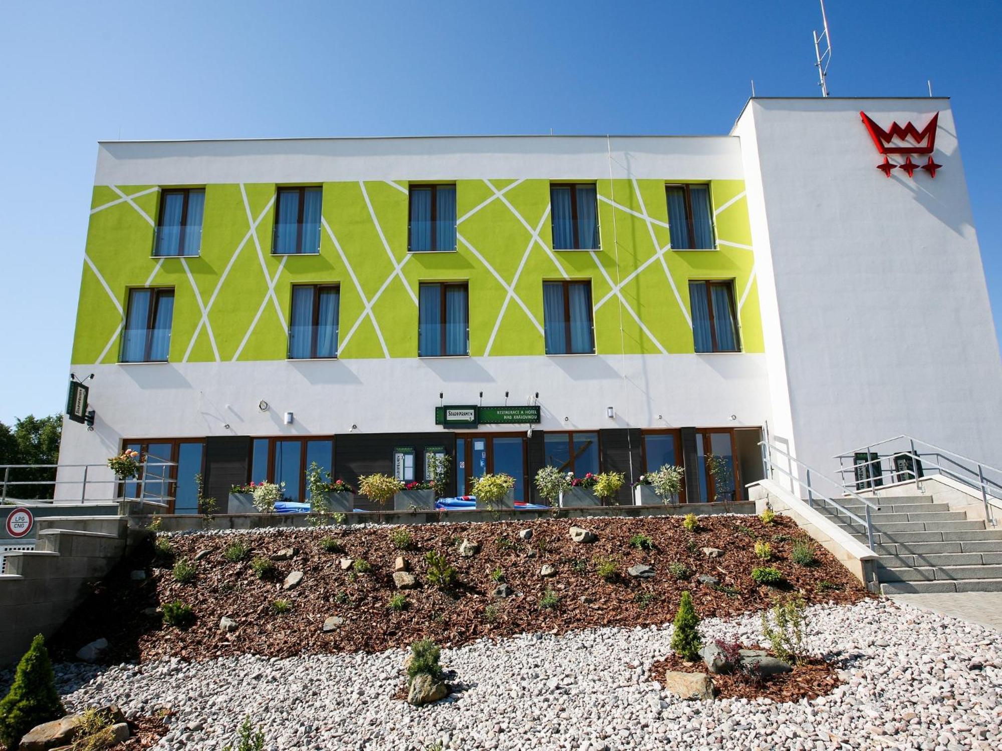 Hotel Nad Kralovnou & Restaurant Prag